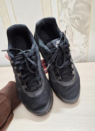 Кроссовки nike 4
