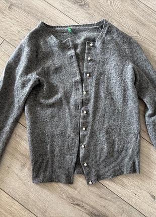 Жіночий кашеміровий кардиган benetton графітового кольору, розмір xs-s