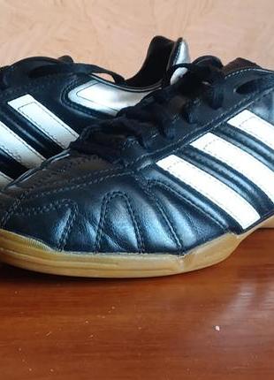 Футзалки чоловічі adidas для футболу