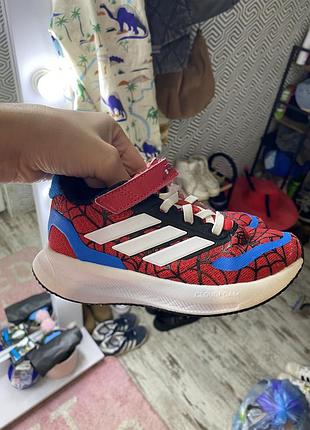 Кросівки для хлопчика adidas оригінал стан на фото