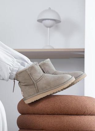Уггі жіночі ugg bailey zip khaki 8