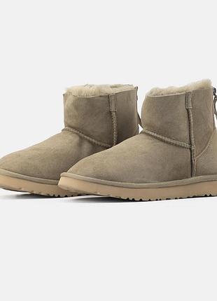 Уггі жіночі ugg bailey zip khaki 9