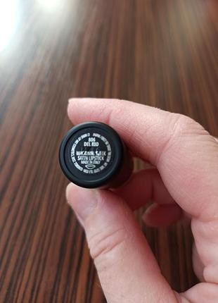Mac sleek satin del rio помада мак 2