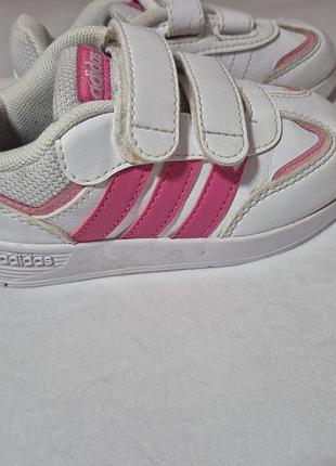 Кросівки adidas для дівчинки, 24 розмір