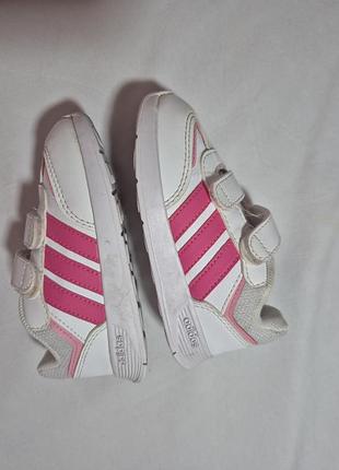 Кроссовки adidas для девочки, 24 размер 3