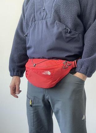Сумка бананка the north face red lumbnical s waist hip bag crossbody sling gorpcore hiking