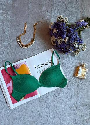 Элегантный зеленый кружевной бюстгальтер intimissimi 75с