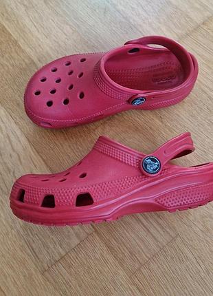 Шлепанцы кроксы аквашузы crocs / размер 30(c13) оригинал