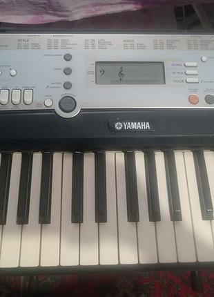 Синтезатор yamaha