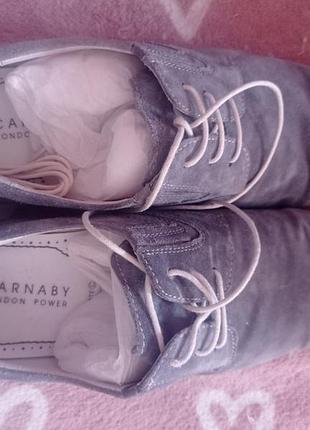 Чоловічі туфлі carnaby
