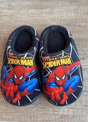 Капці для хлопчика spider-man чорні, розмір 26-27, довжина устілки 15 см