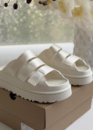 Шльопанці ugg goldenglow slide оригінал. us 9 / eu 40 розмір.