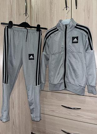 Спортивний костюм adidas aeroready 7-8 122-128 см