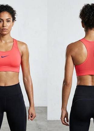 Спортивний топ nike pro