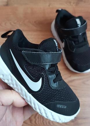 Оригинальные nike р26 длина стельки по факту 16см