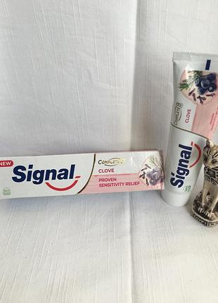 Зубна паста signal clove proven sensitivity relief 100г