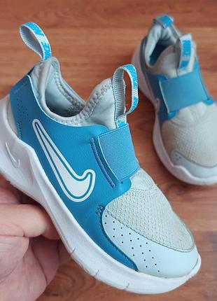 Оригинальные nike p29.5 длина стельки по факту 19см
