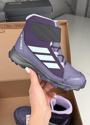Комфортні високі термо черевики на липучках adidas terrex snow