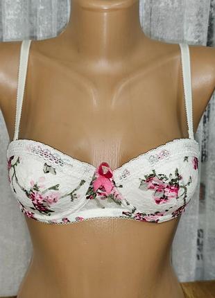 Красивый бюстгальтер uk32b eur70b 3