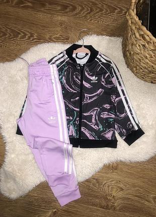 Костюм adidas на 4-5 років