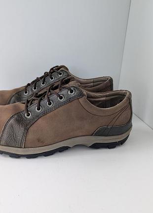 Кроссовки keen