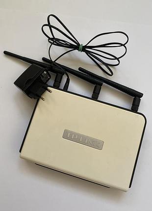 Роутер tp-link (на запчасти/восстановление) + рабочий блок питания