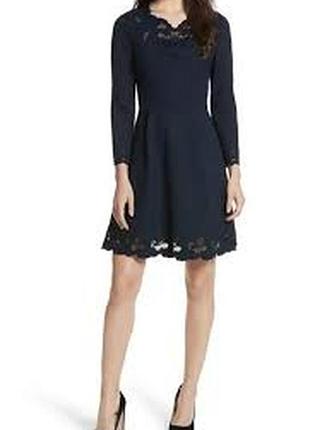 Темно синее плотное платье с кружевом/ s- m/brend ted baker