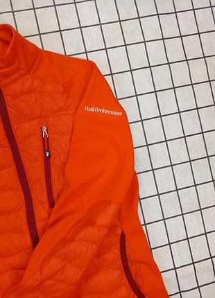 Пухова куртка peak performance w heli hybrid jacket 3