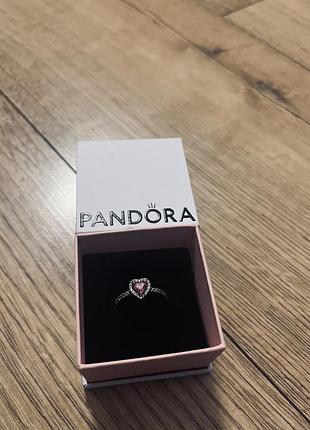 Кільце жіноче pandora срібне з рожевим каменем, розмір 16.5