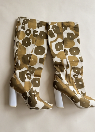 Подіумні чоботи max mara