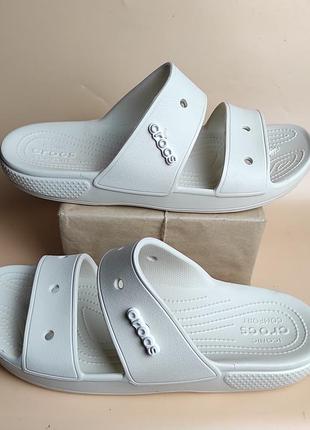 Шльопанці шльопки crocs м14.
розмір 49 довжина устілки 32 см.