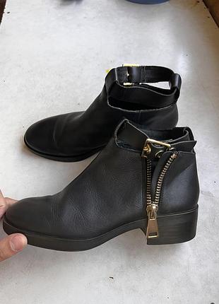 Черевики zara