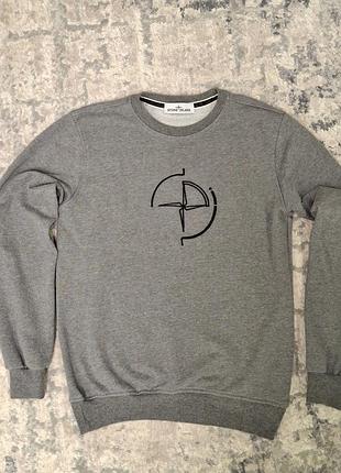 Stone island свитер.