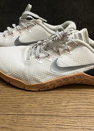 Кросівки жіночі nike metcon 4 training shoe білі