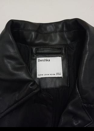 Плащ эко кожа, bershka, размер m, l