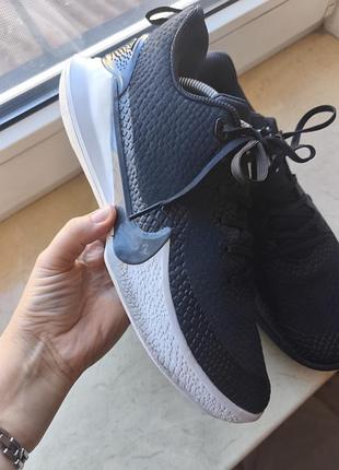Оригинальные кроссовки nike