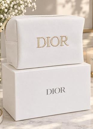 Біла косметичка  в коробці dior🌸