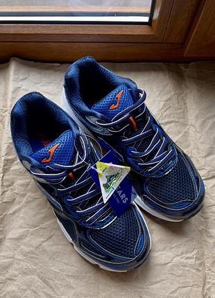 Кроссовки joma 38 размера,унисекс.
