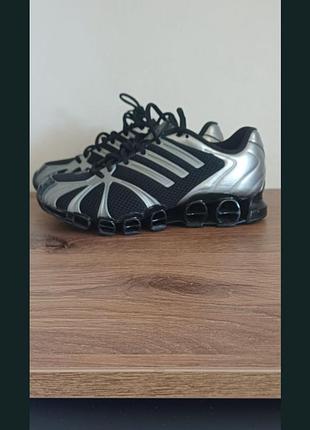 Кросівки чоловічі adidas чорні, сріблясті