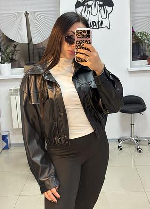 Куртка жіноча zara бомбер з еко-шкіри