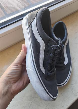 Оригинальные кроссовки vans old school