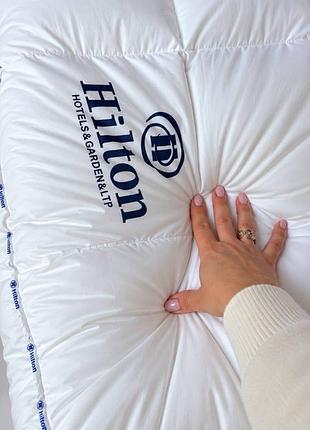 Подушка hilton