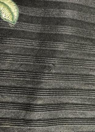 Юбка черная колокол в горизонтальную текстурную полоску с вышивкой, uk, 12 (3304)6 фото