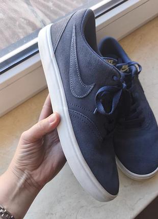 Замшевые кроссовки nike sb