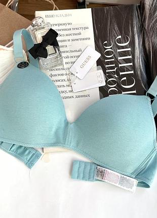 Базовий гладенький бюстгальтер  (t-shirt bra)  80с