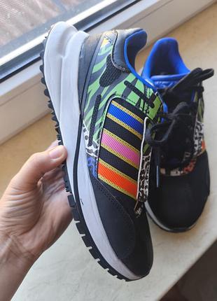 Оригинальные кроссовки adidas