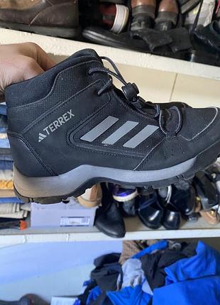 Дитячі/підліткові черевики для хайкінгу adidas terrex hyperhiker mid