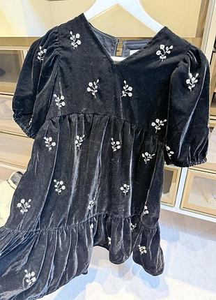 Чорна оксамитова сукня zara, 134 см