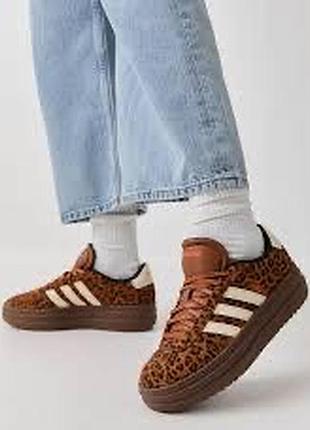 Кросівки жіночі adidas print/white vl court bold