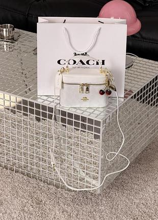 Сумка coach rainer crossbody bag 18 in signature canvas білий є